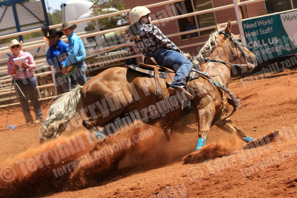 clermont rodeo Barrel racing_003