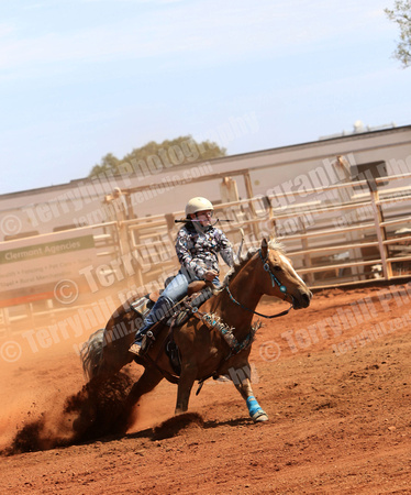 clermont rodeo Barrel racing_006