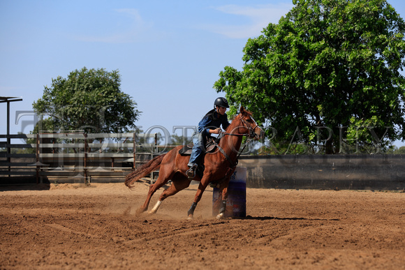 j barrel racing (2)